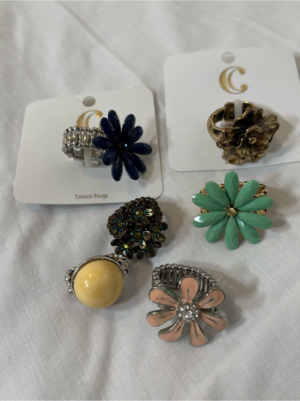 Assorted Floral Stretch Rings - Multicolor